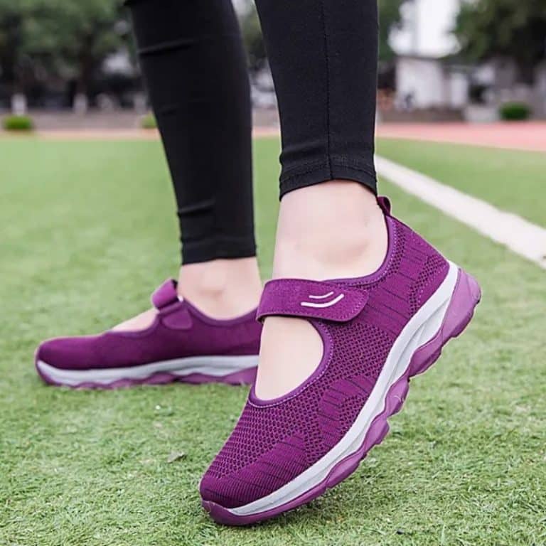 Lightweight Velcro sneakers for women in purple, suitable for orthopedic and casual use.