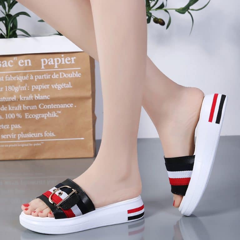 Comfort mules for ladies, striped design, decorative buckle.